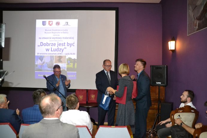 Wernisaż wystawy "Dobrze jest być w Ludzy"